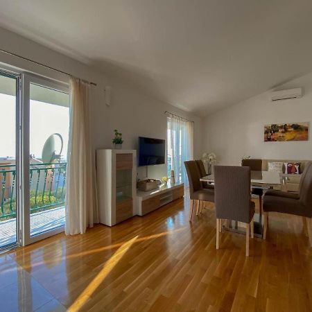 Hotel Apartman Ivan Makarska Zewnętrze zdjęcie