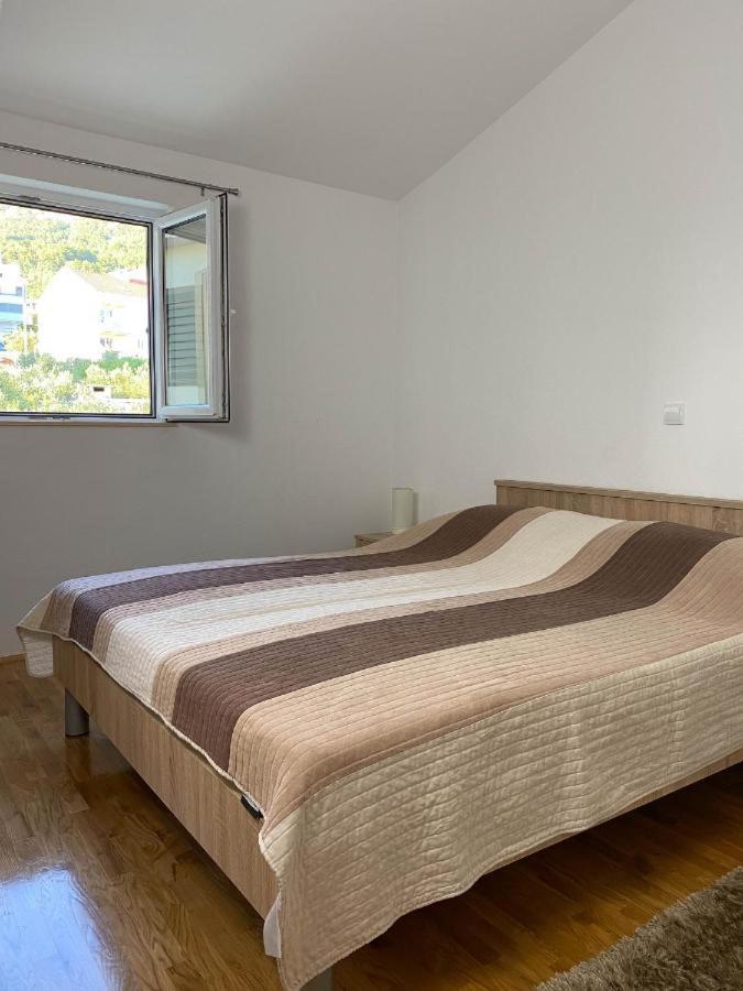 Hotel Apartman Ivan Makarska Zewnętrze zdjęcie